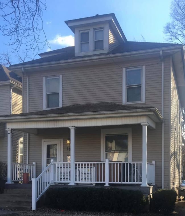 property at 141 W Northwood Ave