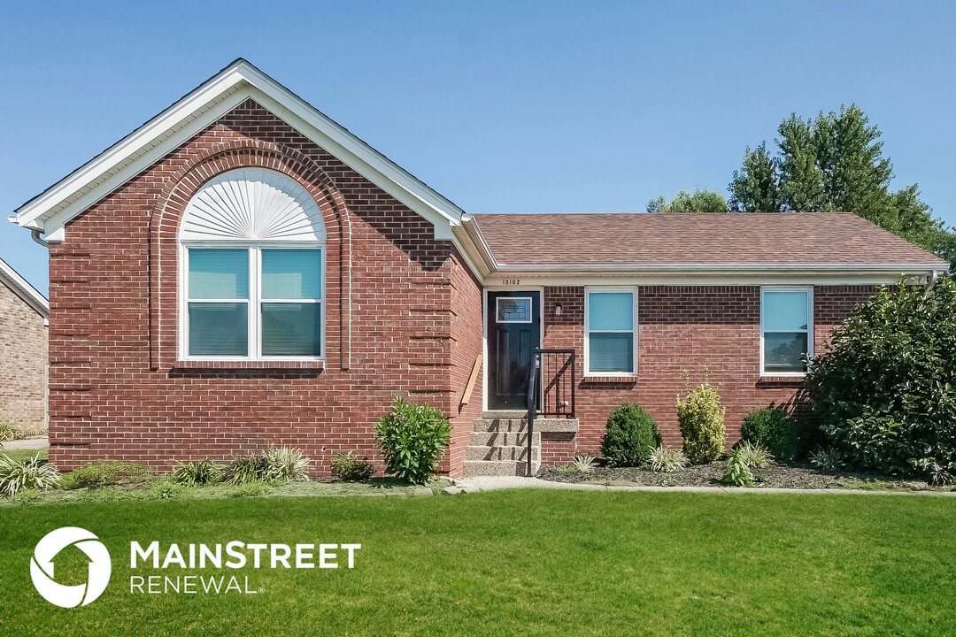 13102 Lavenia Ln in Louisville, KY - Building Photo
