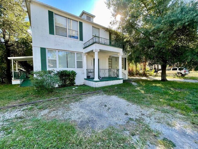 1006 W Arch St in Tampa, FL - Building Photo - Building Photo