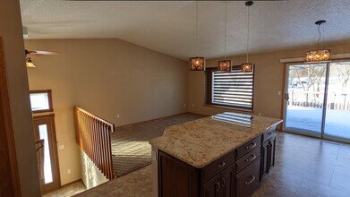 1514 Suntree Dr in West Fargo, ND - Building Photo - Building Photo