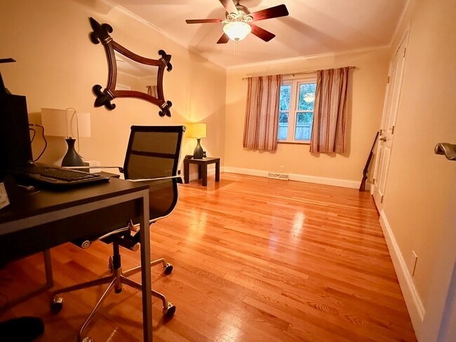 5200 Skyline Dr in Knoxville, TN - Building Photo - Building Photo