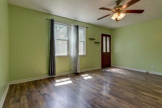 1143 Chestnut Dr in Burns, TN - Building Photo - Building Photo