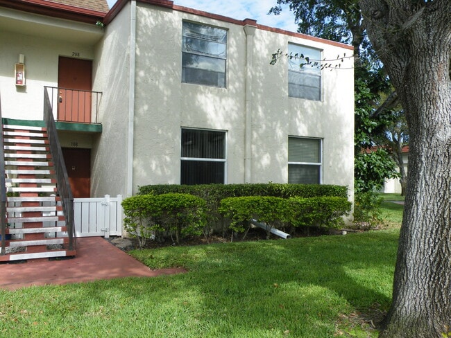 property at 15 Willowbrook Ln