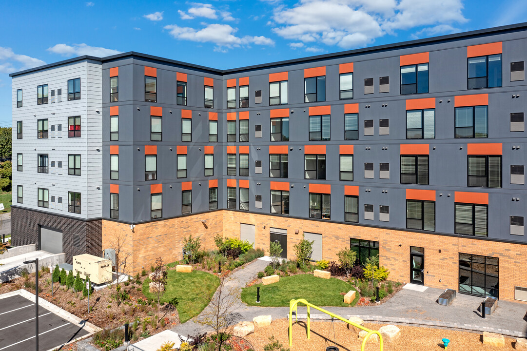 Northside Artspace Lofts in Minneapolis, MN - Foto de edificio