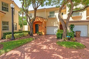 2988 DC Country Club Boulevard in Deerfield Beach, FL - Building Photo