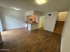 14520 Plummer St in Los Angeles, CA - Building Photo - Building Photo
