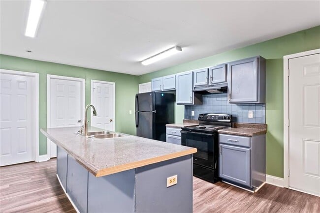 property at 930 Hall St NW
