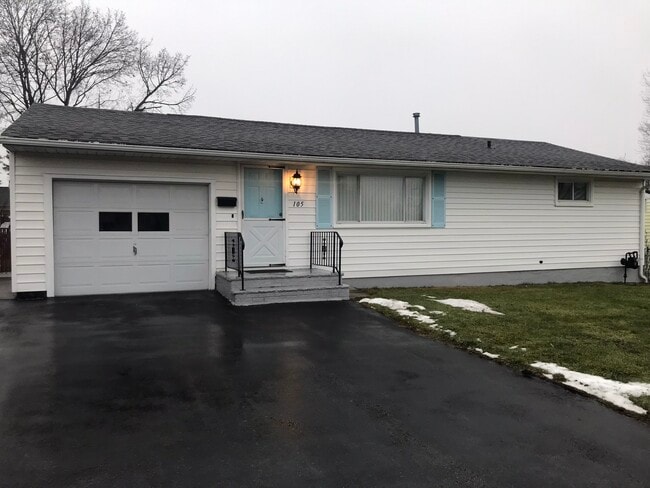 property at 105 Saslon Park Dr