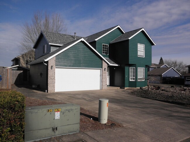 2317 Margarett St NW in Salem, OR - Building Photo - Building Photo