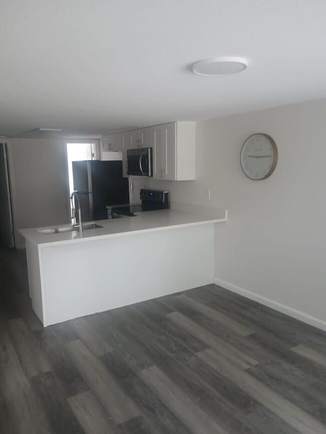 2908 N Roosevelt St in Pensacola, FL - Foto de edificio - Building Photo