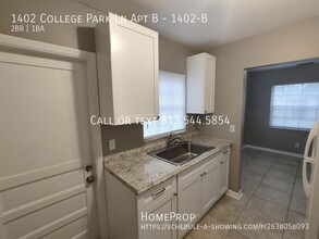 1402 College Park Ln in Tampa, FL - Building Photo - Building Photo