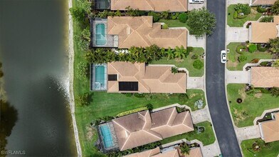 8541 Peppertree Way in Naples, FL - Building Photo - Building Photo