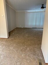 11756 Willow Ridge Ct in South Lyon, MI - Foto de edificio - Building Photo