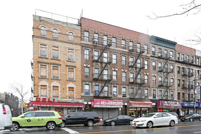 1751 Amsterdam Ave in New York, NY - Foto de edificio - Building Photo