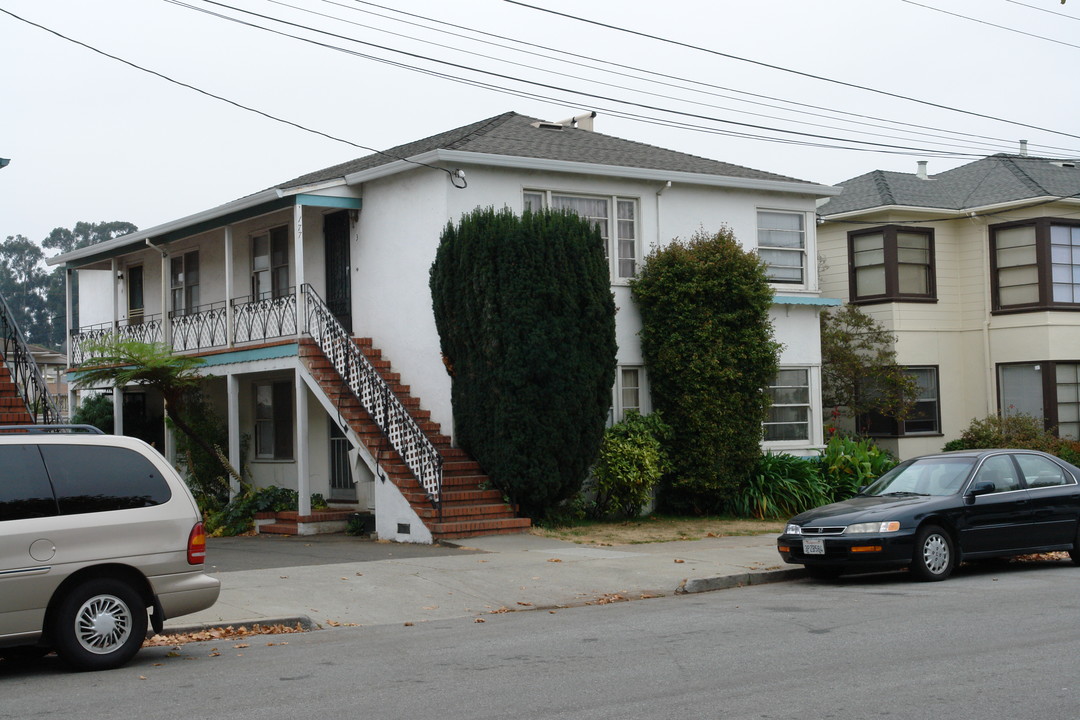 177 Capuchino Dr in Millbrae, CA - Building Photo