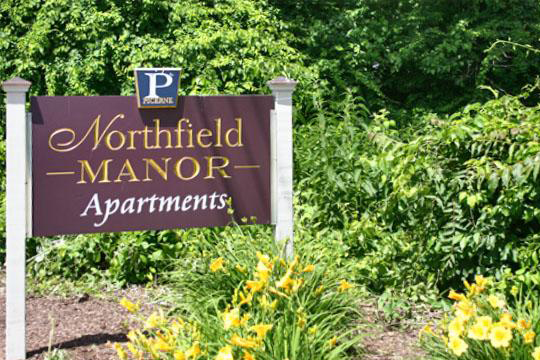 Northfield Manor in North Providence, RI - Building Photo - Building Photo