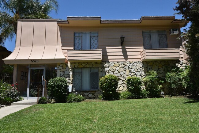property at 5321 Agnes Ave