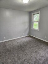 1080 Kelly Dr in York, PA - Building Photo