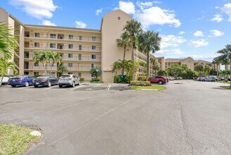 275 Palm Ave, Unit 406 in Jupiter, FL - Building Photo - Building Photo