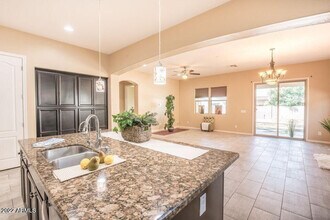 5434 S Forest Ave in Gilbert, AZ - Building Photo - Building Photo