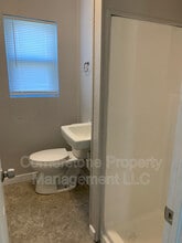 8195 Center Dr in De Soto, KS - Building Photo - Building Photo