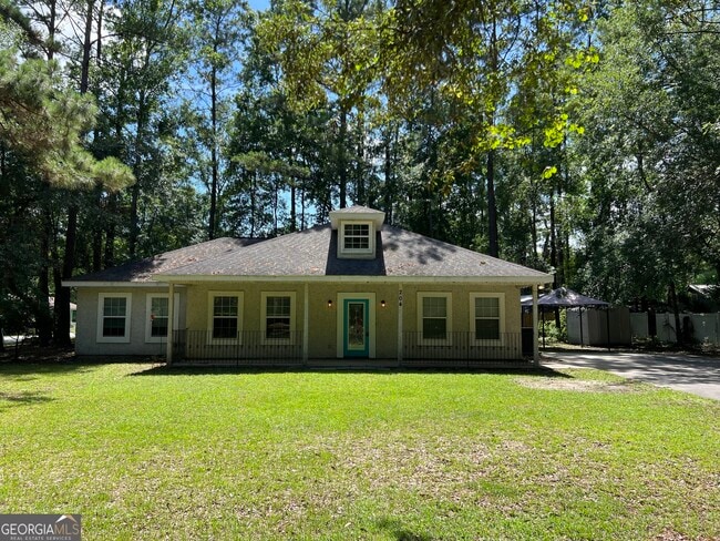 property at 204 Myrtle Ave