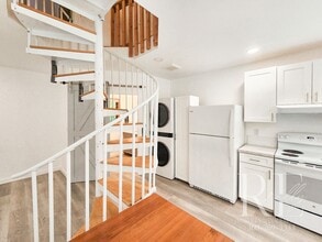 9051 Sunset Ln NW in Seabeck, WA - Building Photo - Building Photo