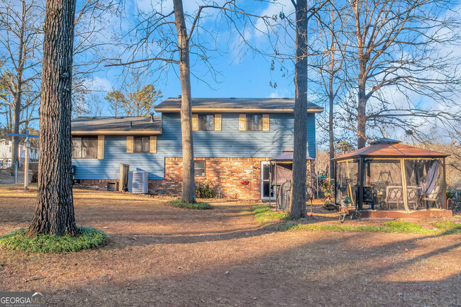 100 Traverse Ct SW in College Park, GA - Building Photo - Building Photo