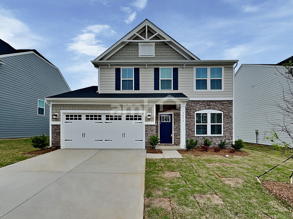 5316 Cairo Ct in Denver, NC - Building Photo