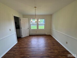 5115 Louden Dr in Fort Wayne, IN - Foto de edificio - Building Photo