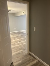 316 Myers Corners Rd, Unit 1 in Wappingers Falls, NY - Foto de edificio - Building Photo