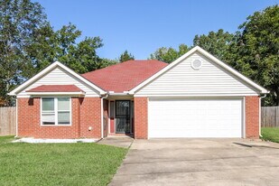 93 Bloomington Cove in Brighton, TN - Building Photo