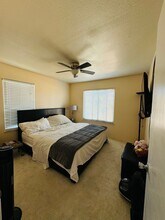 116 Rainier Ln in Antioch, CA - Foto de edificio - Building Photo