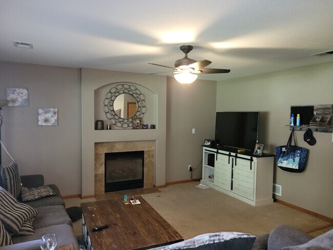 5241 S Jericho St in Centennial, CO - Building Photo - Building Photo