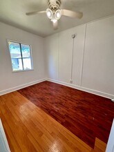 7529 Foothill Blvd in Los Angeles, CA - Building Photo - Building Photo