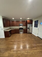 4353 N Western Ave, Unit 2 in Chicago, IL - Foto de edificio - Building Photo