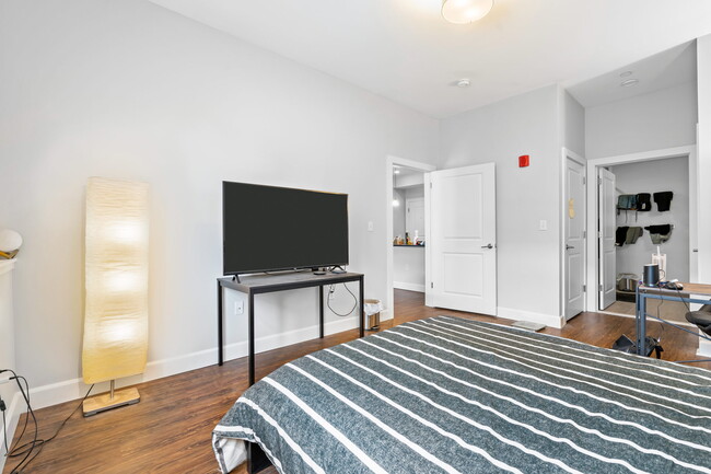 1501 Commonwealth Ave, Unit #103 in Boston, MA - Building Photo - Building Photo