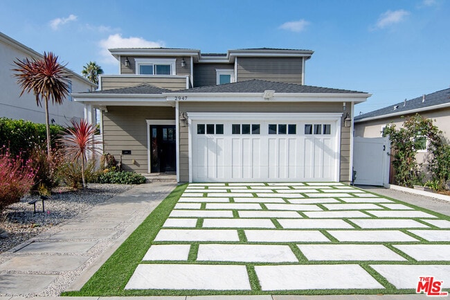 2947 Kelton Ave in Los Angeles, CA - Building Photo - Building Photo