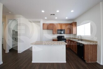 2839 W Allens Peak Dr in San Tan Valley, AZ - Building Photo - Building Photo