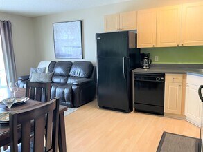 70-470 Woodsmere Close in Fort Saskatchewan, AB - Building Photo - Building Photo