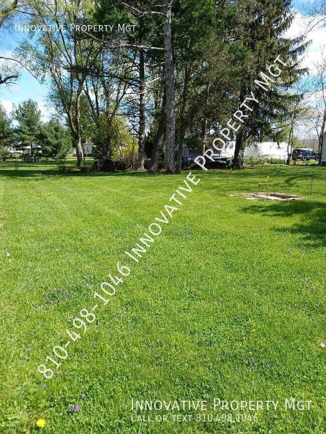 5181 1/2 N Elms in Flushing, MI - Building Photo - Building Photo
