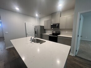 110 Hartmann Crossing Dr in Lebanon, TN - Building Photo - Building Photo