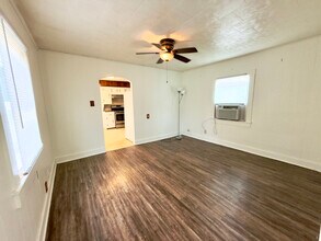 2114 Pine St in Harvey, LA - Building Photo - Building Photo