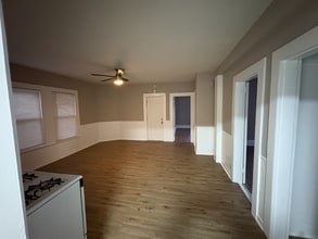 58 Dwight St in New Britain, CT - Foto de edificio - Building Photo