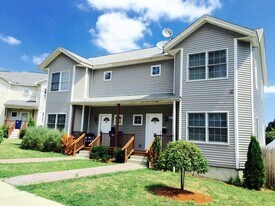 37 Juniper St, Unit 1 in Boston, MA - Building Photo