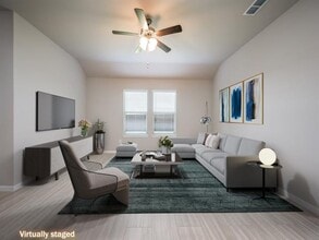 1609 Cansler Dr in Krum, TX - Building Photo - Building Photo