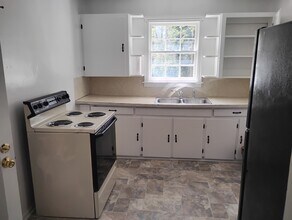 1240 Alta Vista Dr in Columbus, GA - Building Photo - Building Photo