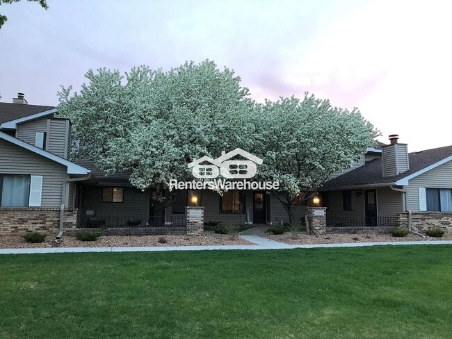 property at 7541 Vinewood Ct N