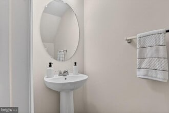 9427 James MacGowan Ln in Owings Mills, MD - Building Photo - Building Photo