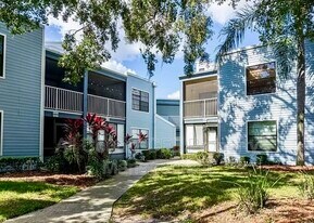 3704 Southpointe Dr in Orlando, FL - Building Photo